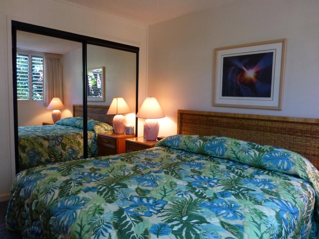 Mahina Surf 220 By Redawning Aparthotel Lahaina Exterior foto