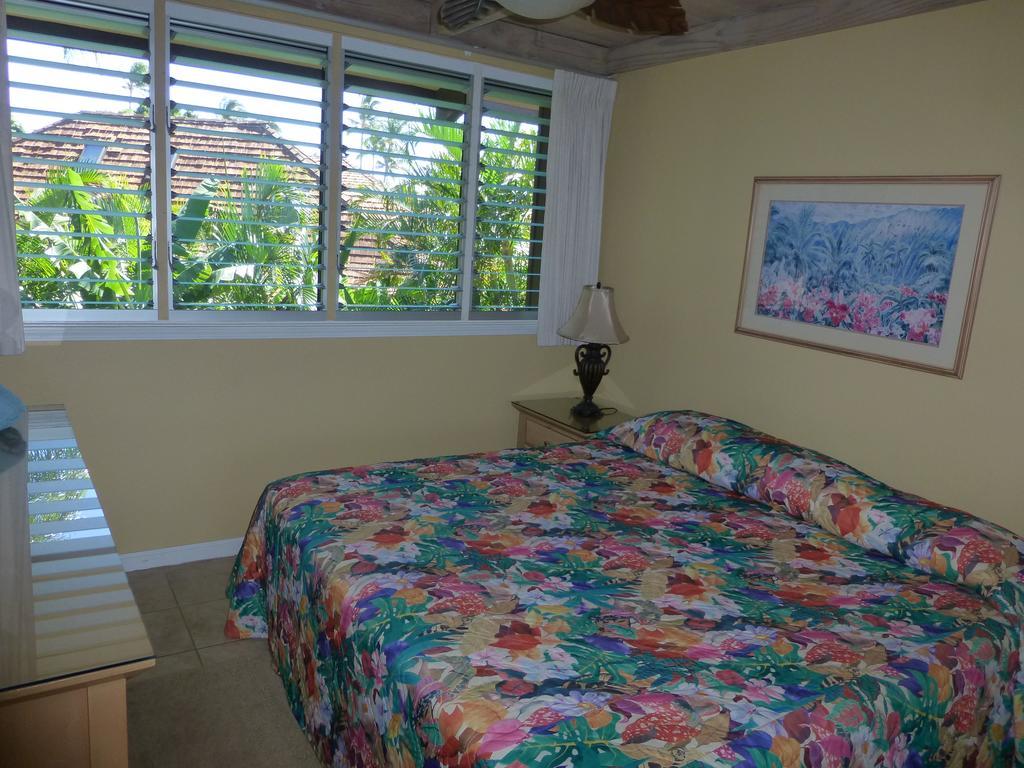 Mahina Surf 220 By Redawning Aparthotel Lahaina Exterior foto